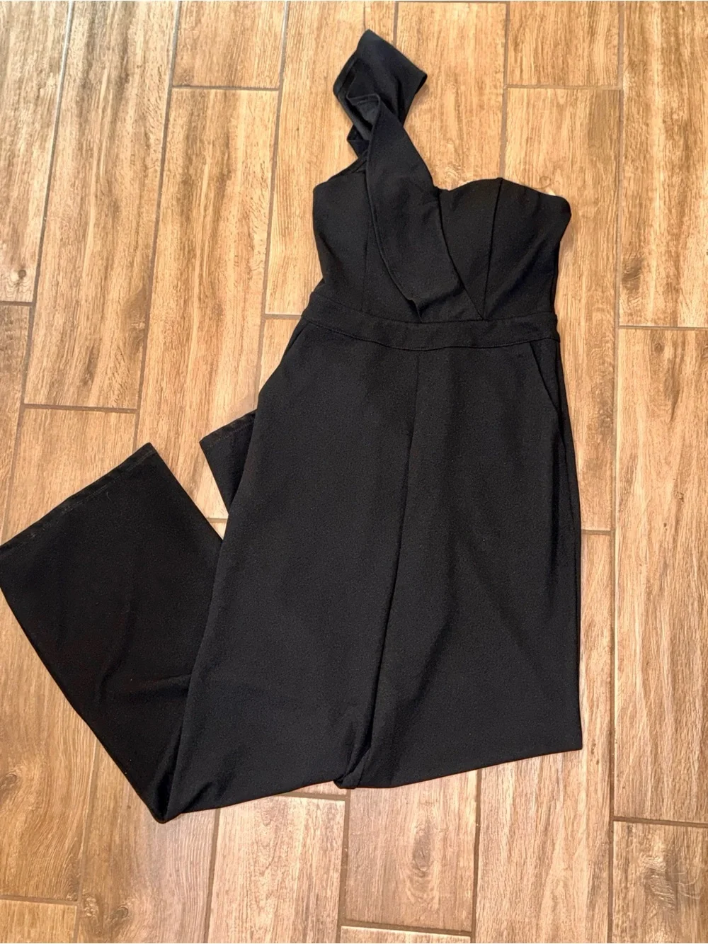 Black One-Shoulder Jumpsuit formal zip back size small boutique fitted